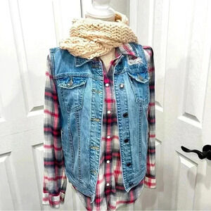 3 piece lot American Eagle boyfriend plaid cats eye snap up, denim vest & scarf